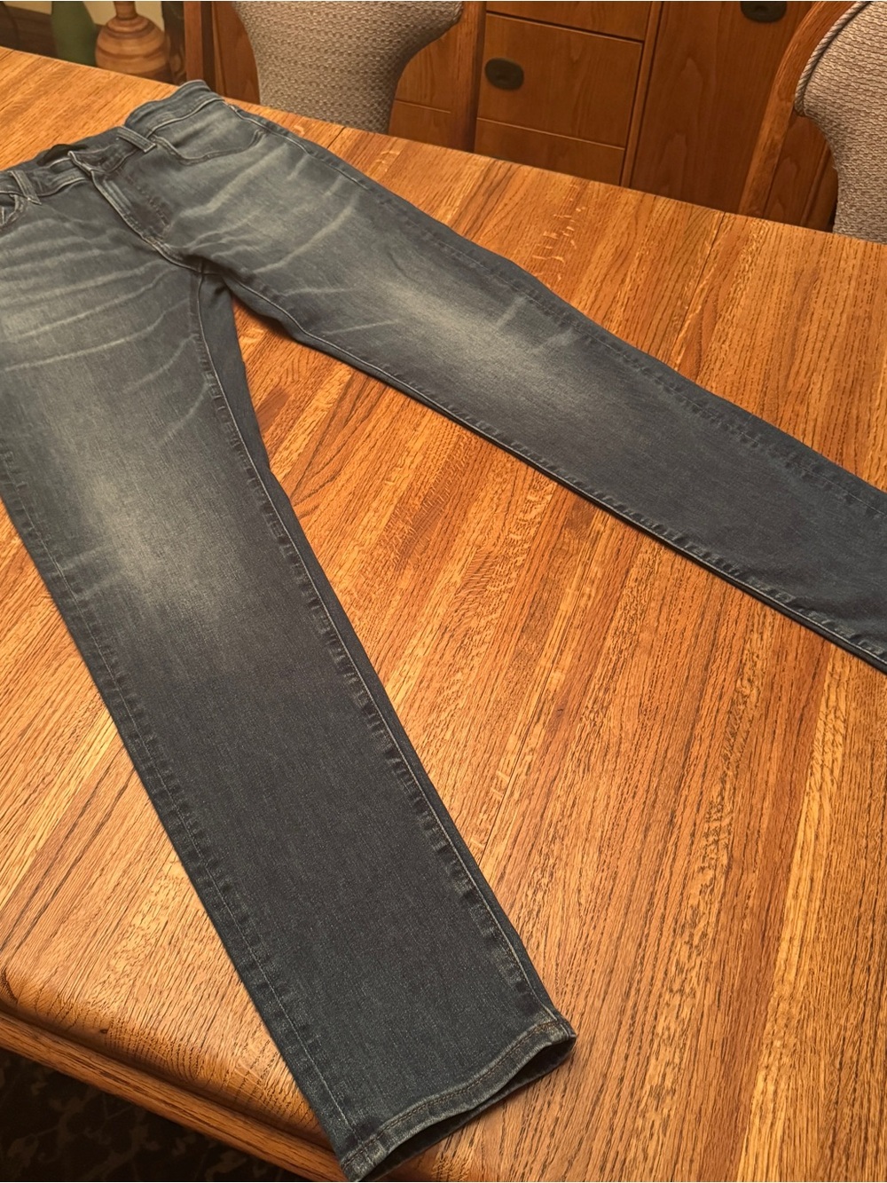 Essential Men’s Uniqlo Dark Wash Stretch Jeans | 32x34